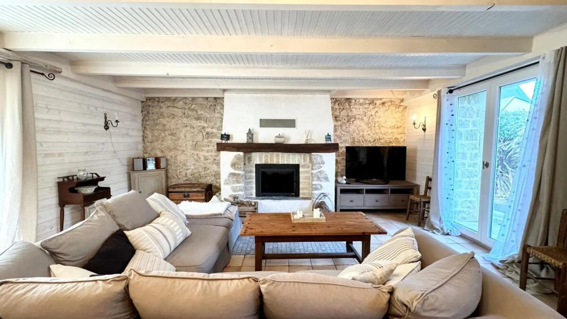 Longere De Charme - Tout Confort - 2Min Des Plages Plouhinec  Holiday home